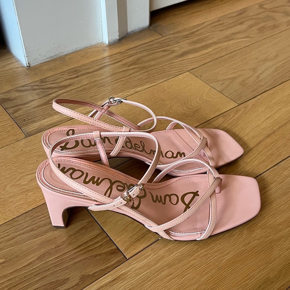 Sam Edelman Himena Leather Heels in Peach